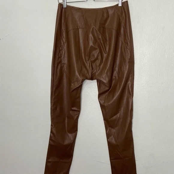 Pretty Little Thing Lace Up Pants Faux Leather NWT - Picture 5 of 8